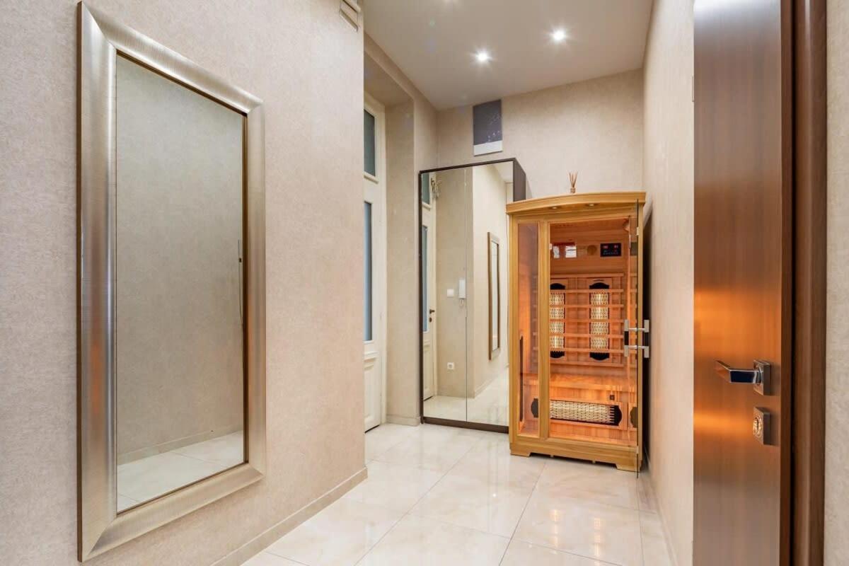 Splendid Perfectly Located Flat With Sauna Apartment Budapest Luaran gambar