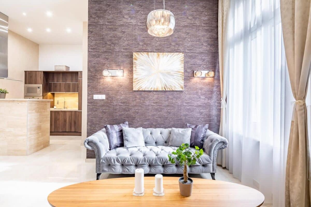Splendid Perfectly Located Flat With Sauna Apartment Budapest Luaran gambar