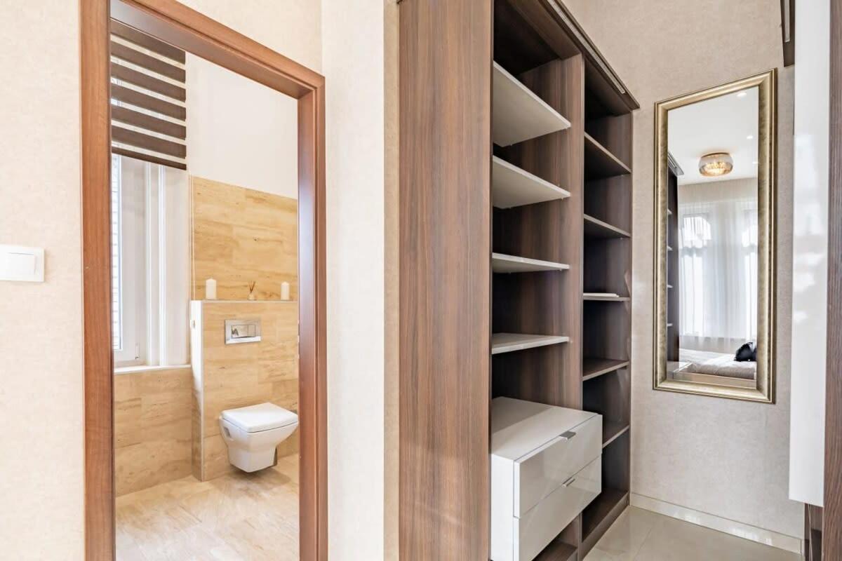 Splendid Perfectly Located Flat With Sauna Apartment Budapest Luaran gambar