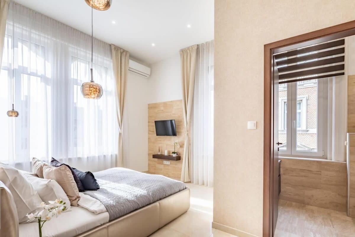 Splendid Perfectly Located Flat With Sauna Apartment Budapest Luaran gambar