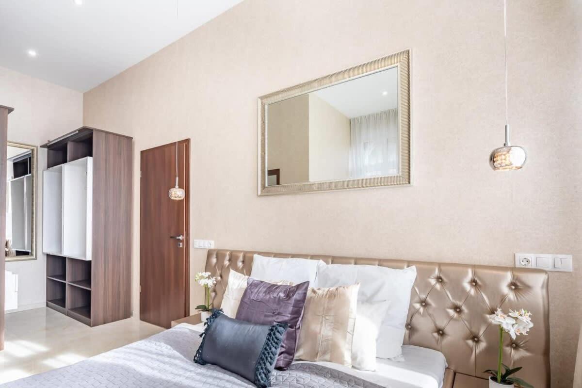 Splendid Perfectly Located Flat With Sauna Apartment Budapest Luaran gambar
